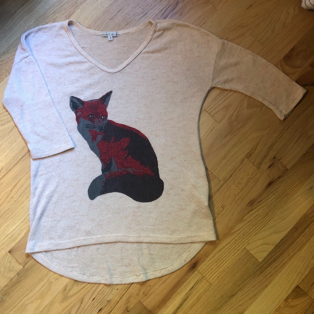 🔴 Sale - Lightweight knit cream fox sweater